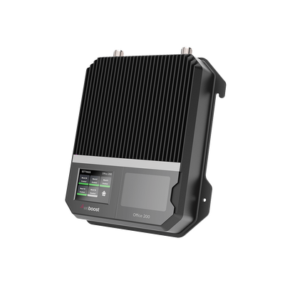 Amplificador Office 200 para 4G, 3G, 2G y llamada VoLTE y convencional. Especial para personalizarlo con antenas, cables y accesorios de acuerdo al requerimiento de la instalación. Puede cubrir en interior áreas de hasta 1600 m² con 4 a