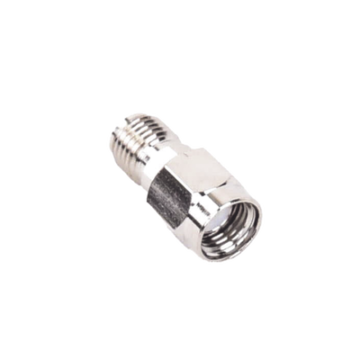 [RP-3405] Adaptador en Línea de Conector SMA Macho Inverso a SMA Hembra, Níquel/ Oro/ Teflón.