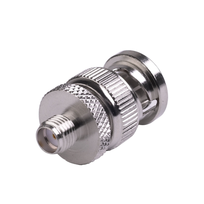[RSA-3476] Adaptador en Línea de Conector SMA Hembra a BNC Macho, Níquel/ Oro/ Teflón.