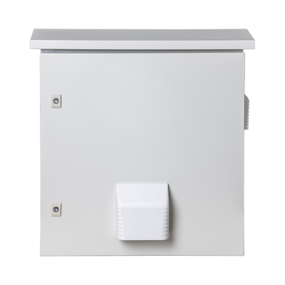 Gabinete Ventilado de Acero IP55 Uso en Exterior (593 x 609 x 399 mm) con Placa Trasera Interior Metálica y Compuerta Inferior Atornillable. Incluye Ventilador, Ventilas, filtros, Montaje Rack 19, Terminal de Tierra Física, Chapas y Ll