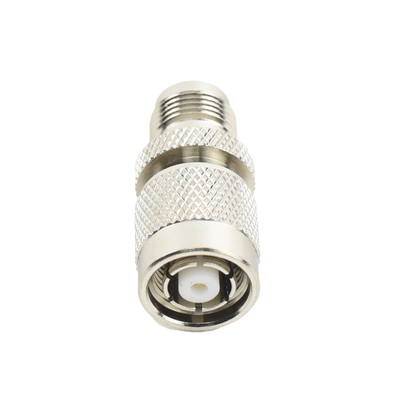 [RP-1223] Adaptador en Línea, de Conector TNC Macho Inverso a TNC Hembra, Nquel/ Oro/ Teflón.