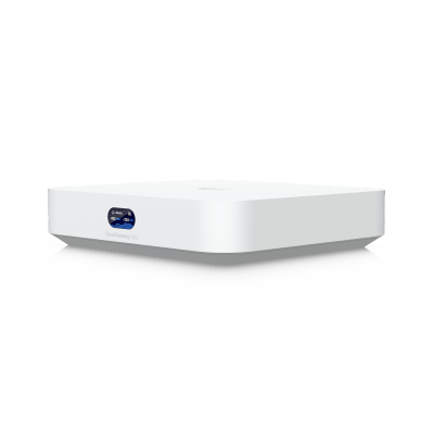 [UCG-ULTRA] UCG Ultra Cloud Gateway Compacto con Soporte para hasta 30+ Dispositivos UniFi, 300+ Clientes, Enrutamiento IDS/IPS de 1 Gbps y Balanceo Multi-WAN