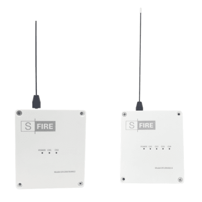 [SFLORAKIT4] KIT de Transmisor - Receptor inalámbrico / Distancia máxima de transmisión 2500 metros (Linea de vista) / Receptor con 4 salidas